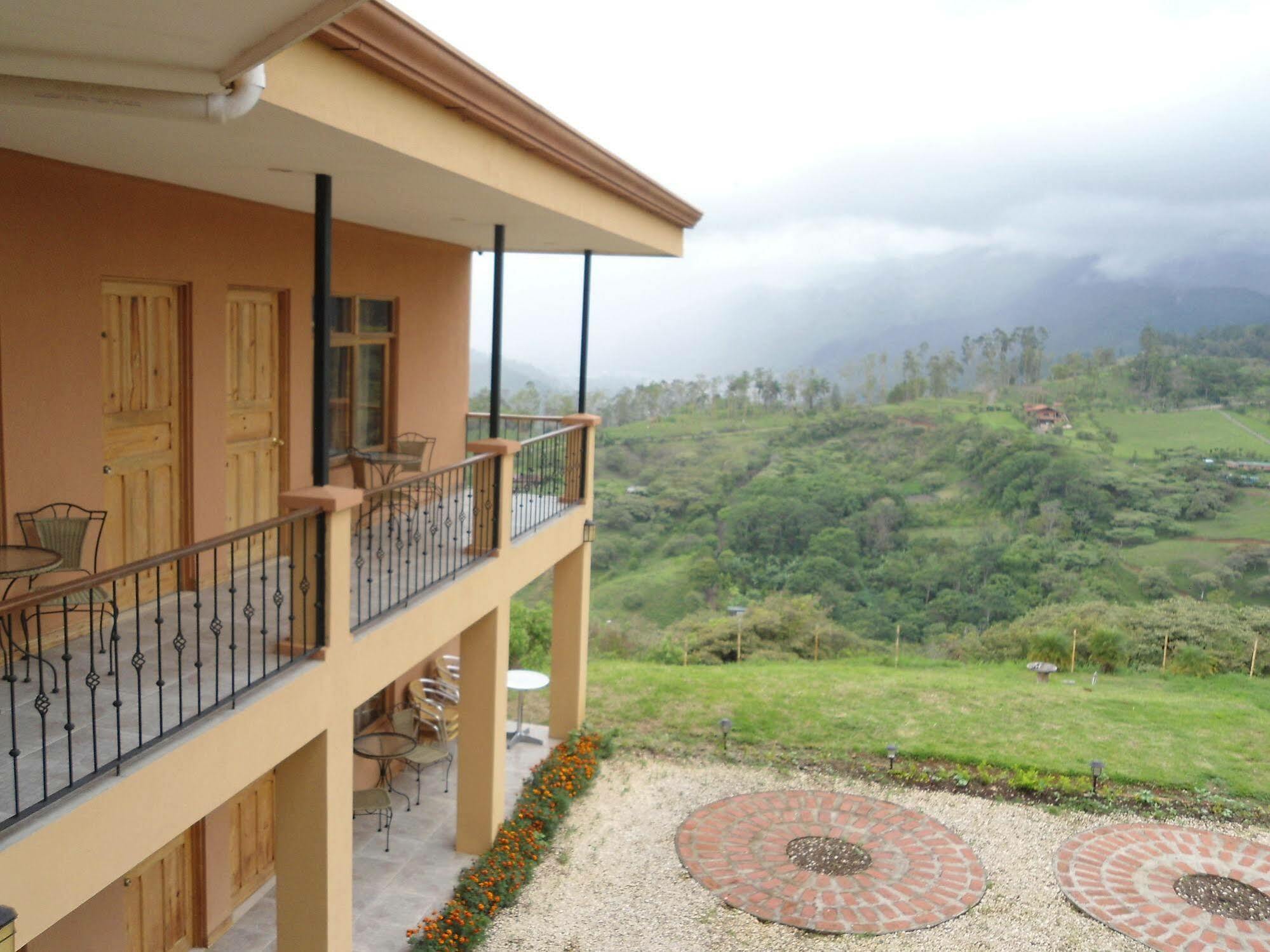 Paraiso Orocay Lodge Екстериор снимка